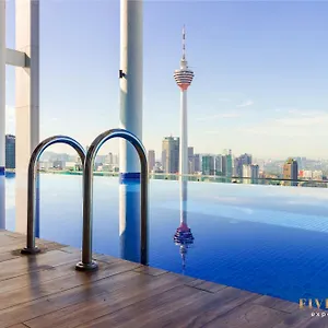  Appartement The Colony & The Luxe, By Canopy Lives